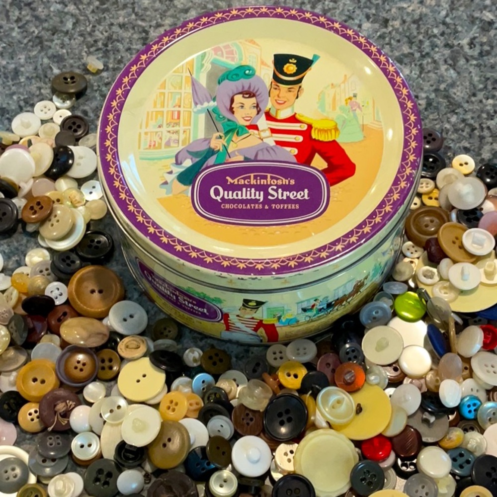 Vintage Button Collection in collectible 1960’s English tin